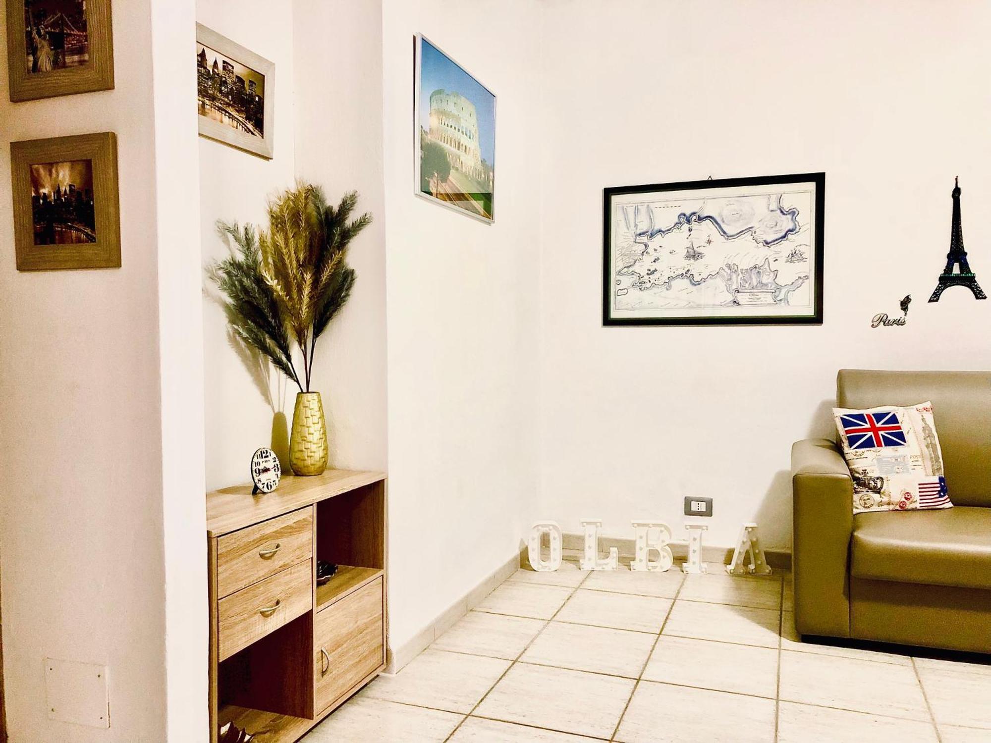 Olbia La Maison De Famille Alloggio Privato Con Cucina Eksteriør billede